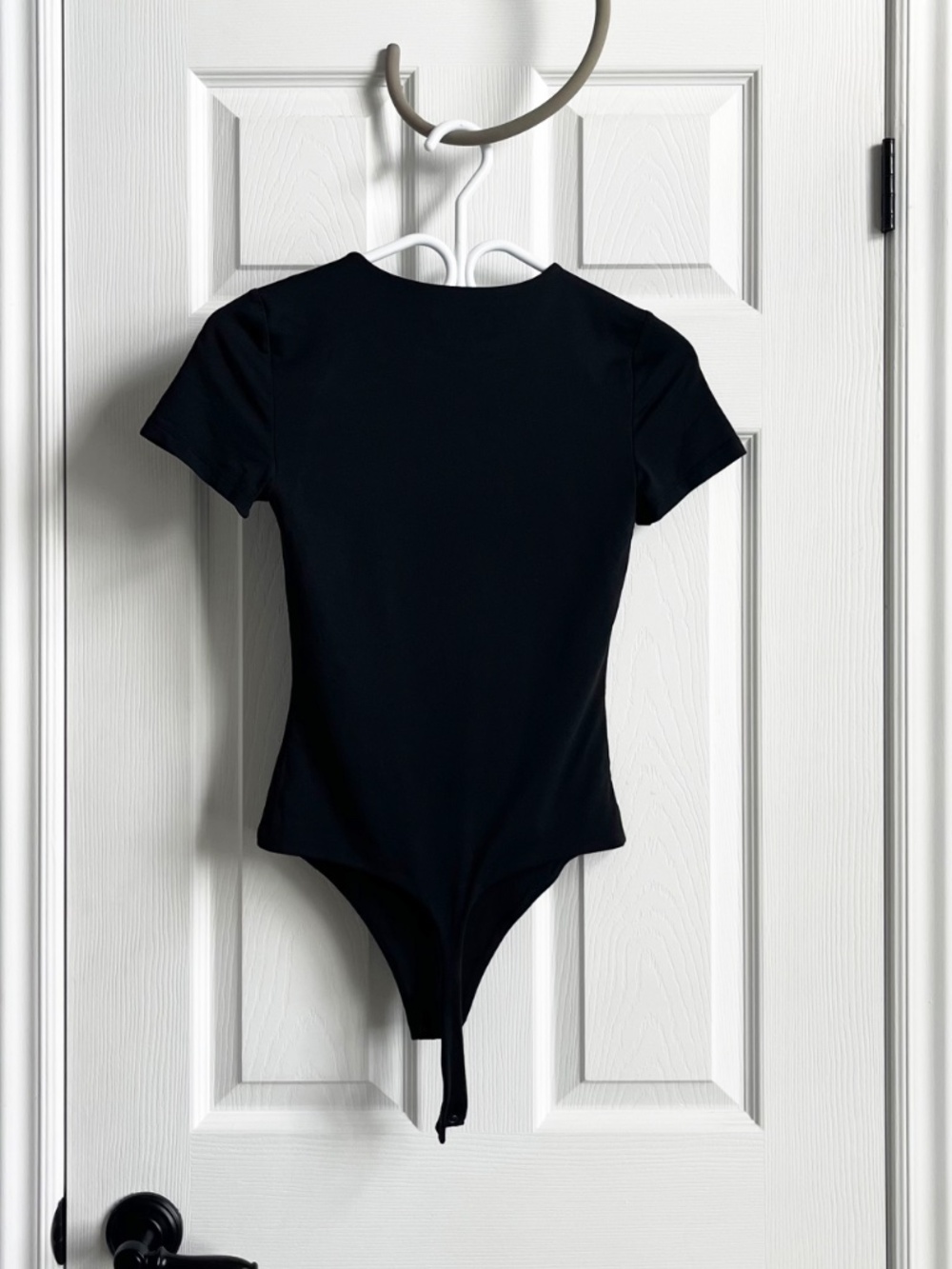 LIKE NEW: Aritzia Original Contour Black Vivacity Crew Bodysuit - Picture 2 of 3